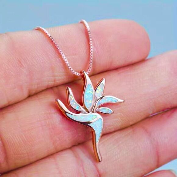 AYD Beautiful White Opal torch Pendant - Picture 13 of 13